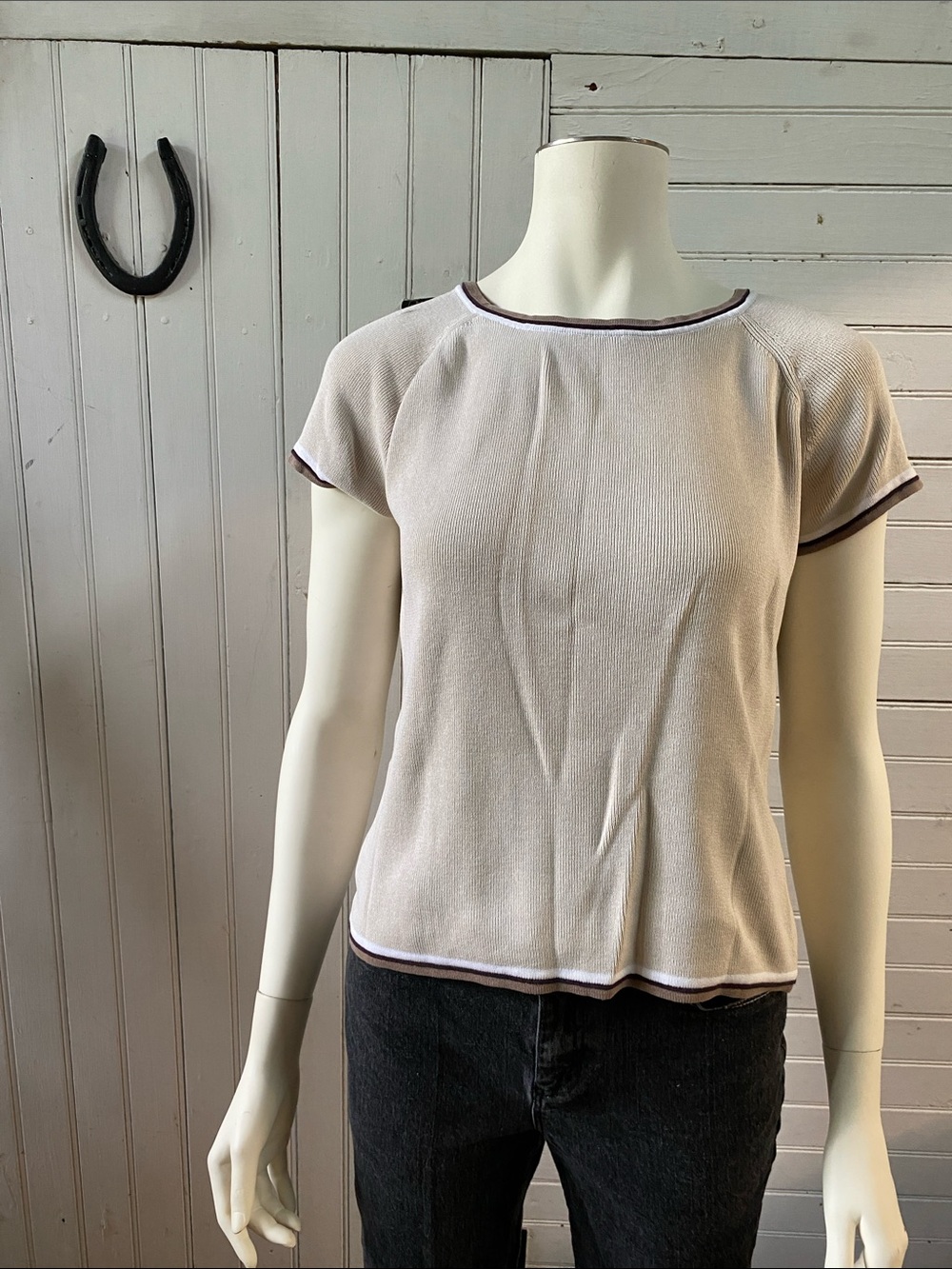 Designers Originals Cream Knit Short-Sleeve Top with Brown Trim Vintage